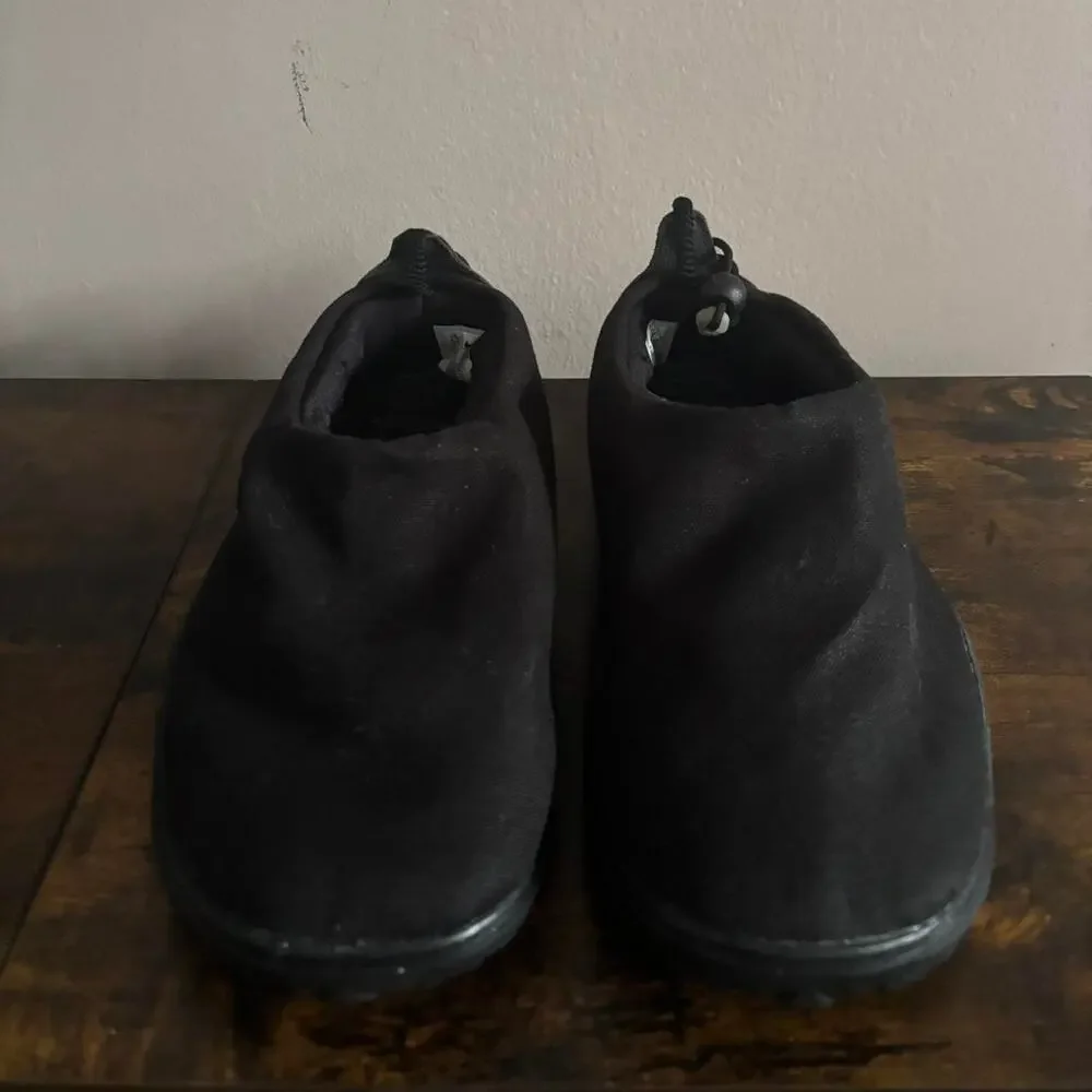 Nike acg moc slip on black size 5.5 mens